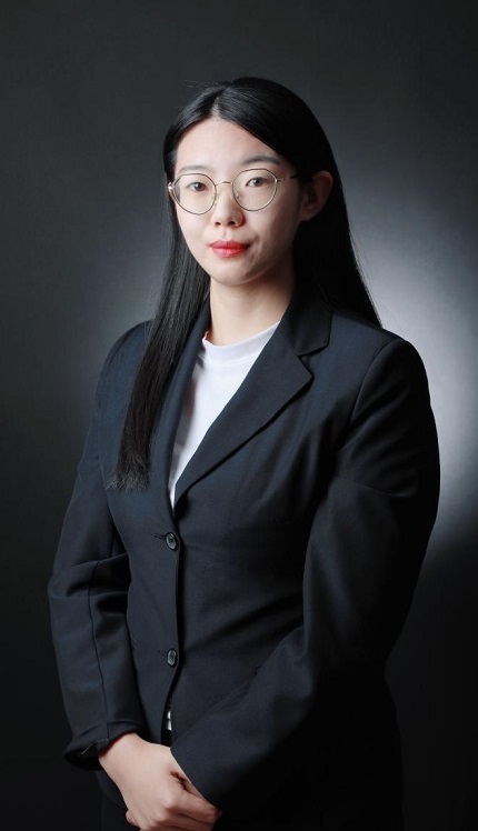 张亚曼律师助理