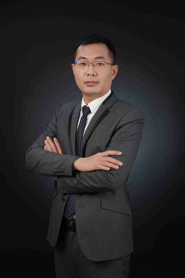 林伟翔律师助理